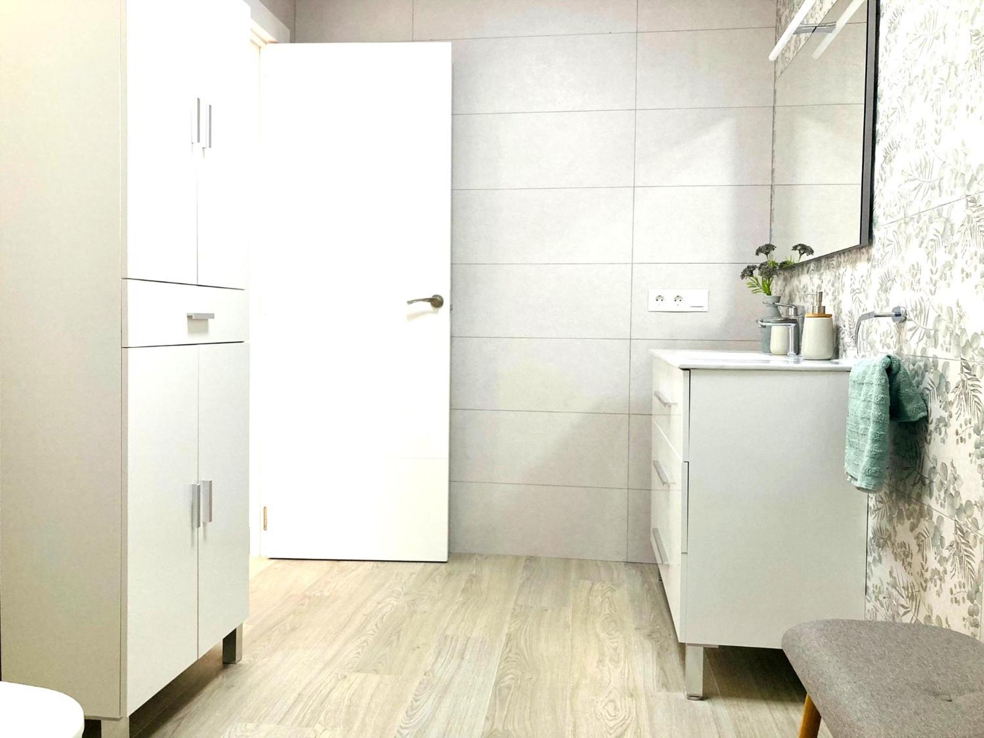 Apartamento Entero Con Solarium En Sabinillas, Con Piscina Y Al Lado Del Puerto De La Duquesa Manilva Ngoại thất bức ảnh